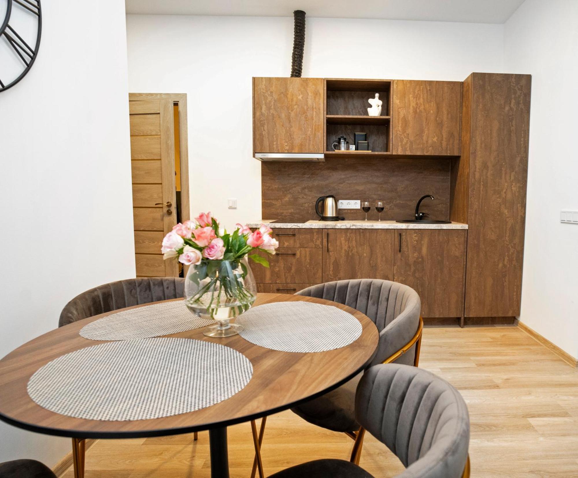 Station No1 Apartment *